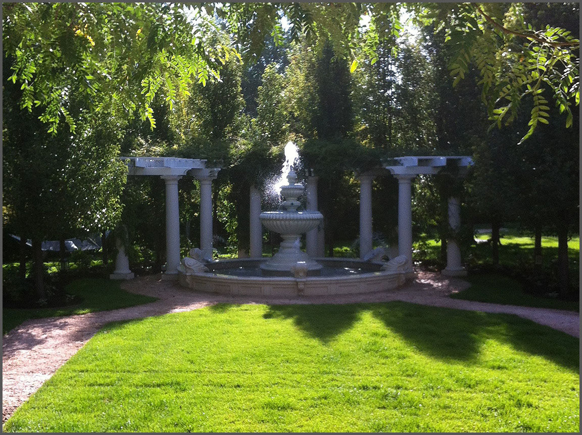 Fountains, Ponds, Cascates, Streams, Water Features
